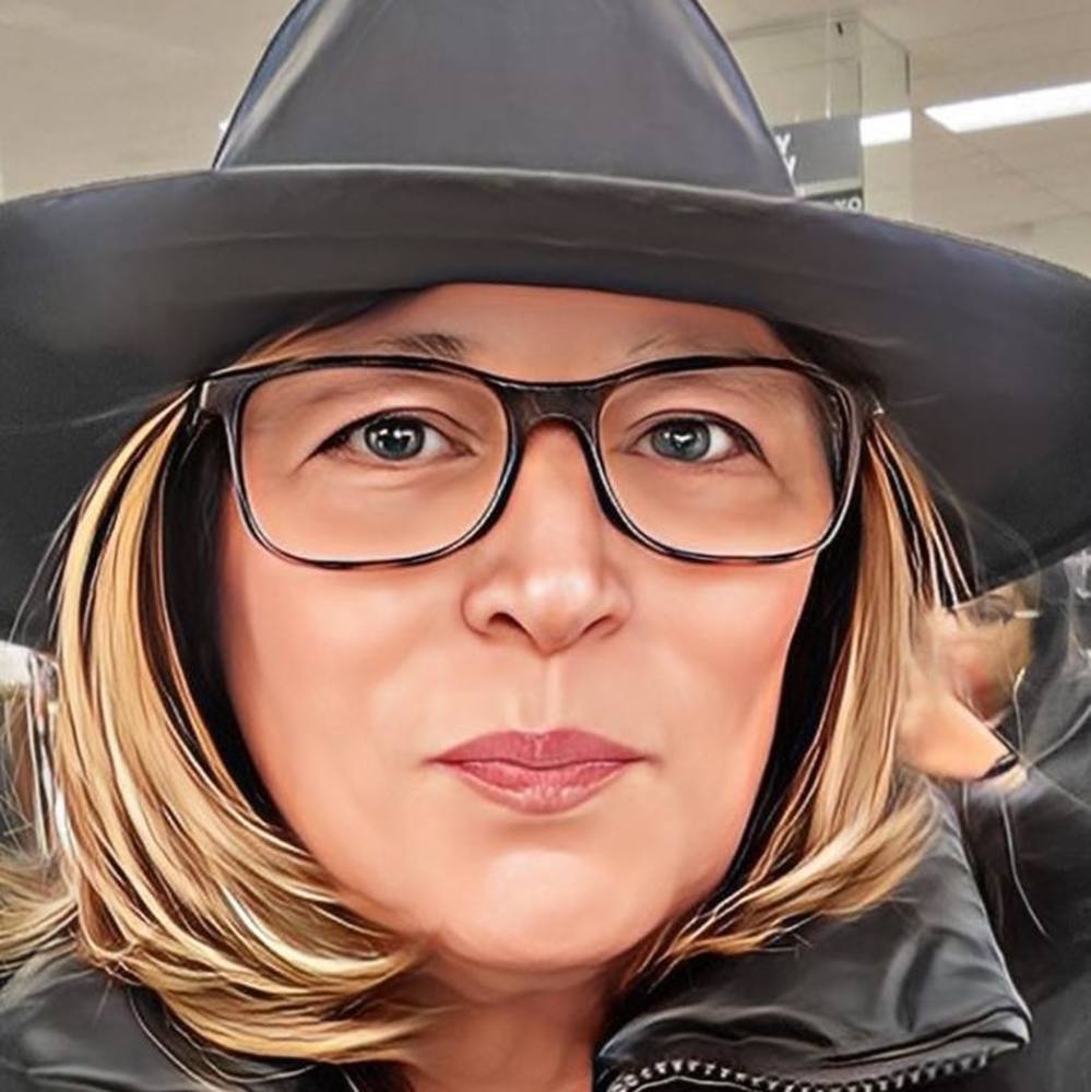 Meet your Posher, Anna